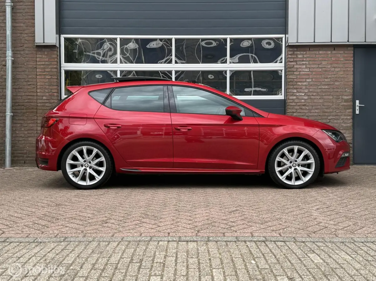 1.8 TSI FR DSG Aerodynamica Panodak Navi Seat Sound Carplay Camera Alcantara