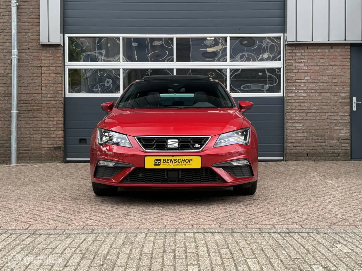 1.8 TSI FR DSG Aerodynamica Panodak Navi Seat Sound Carplay Camera Alcantara