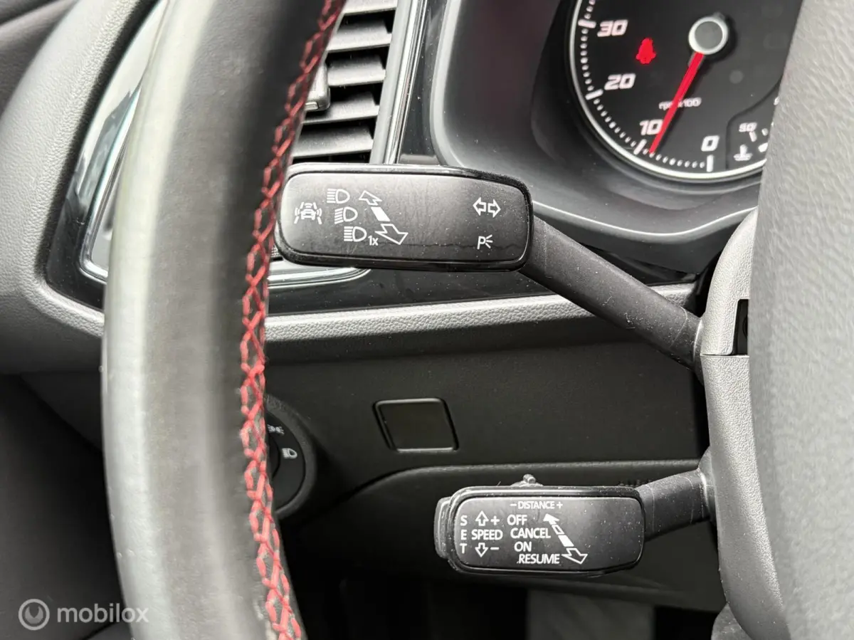 1.8 TSI FR DSG Aerodynamica Panodak Navi Seat Sound Carplay Camera Alcantara
