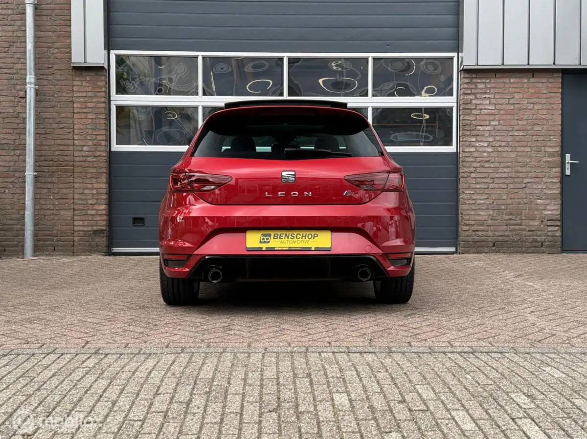 1.8 TSI FR DSG Aerodynamica Panodak Navi Seat Sound Carplay Camera Alcantara