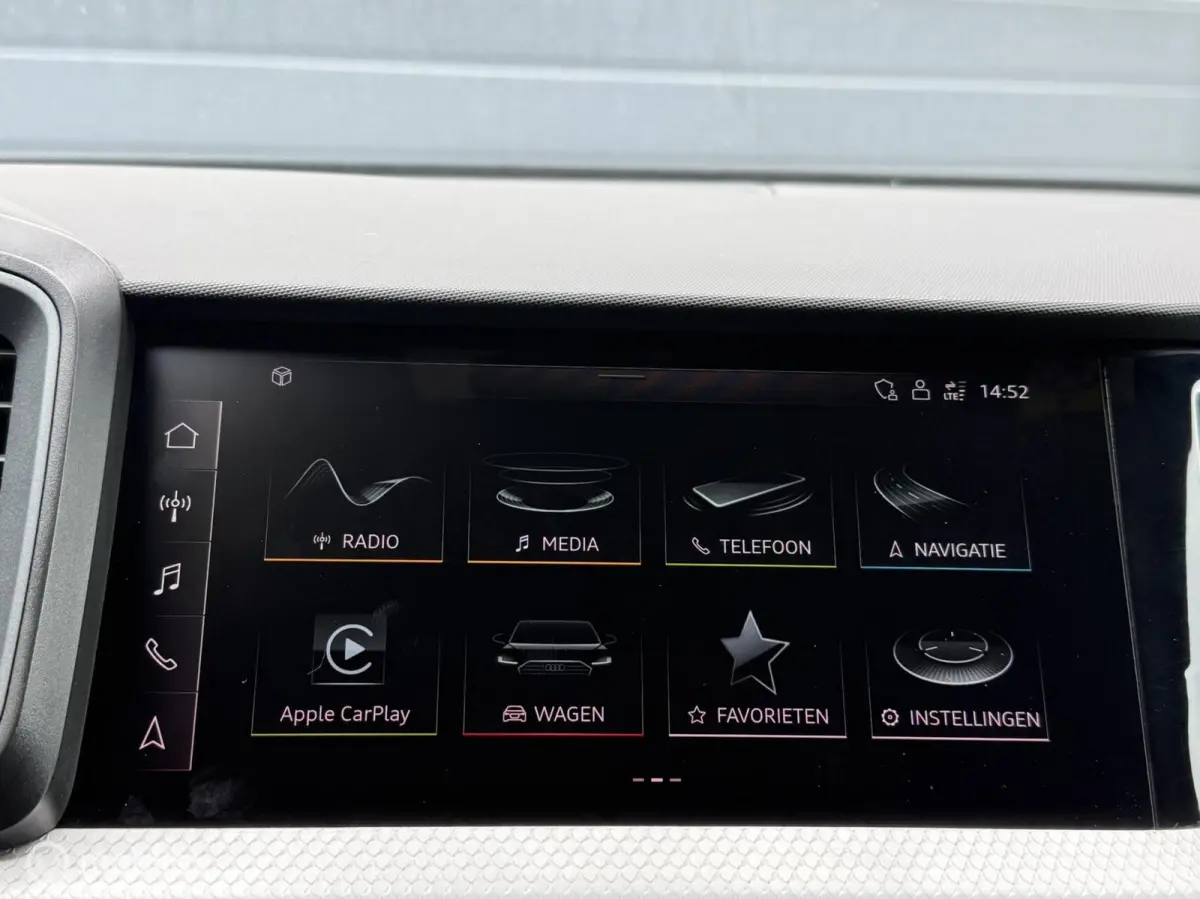 40 TFSI S-line 200 Pk Carplay Virtual Sonos Alcantara Cruise LED Stoelverwarming