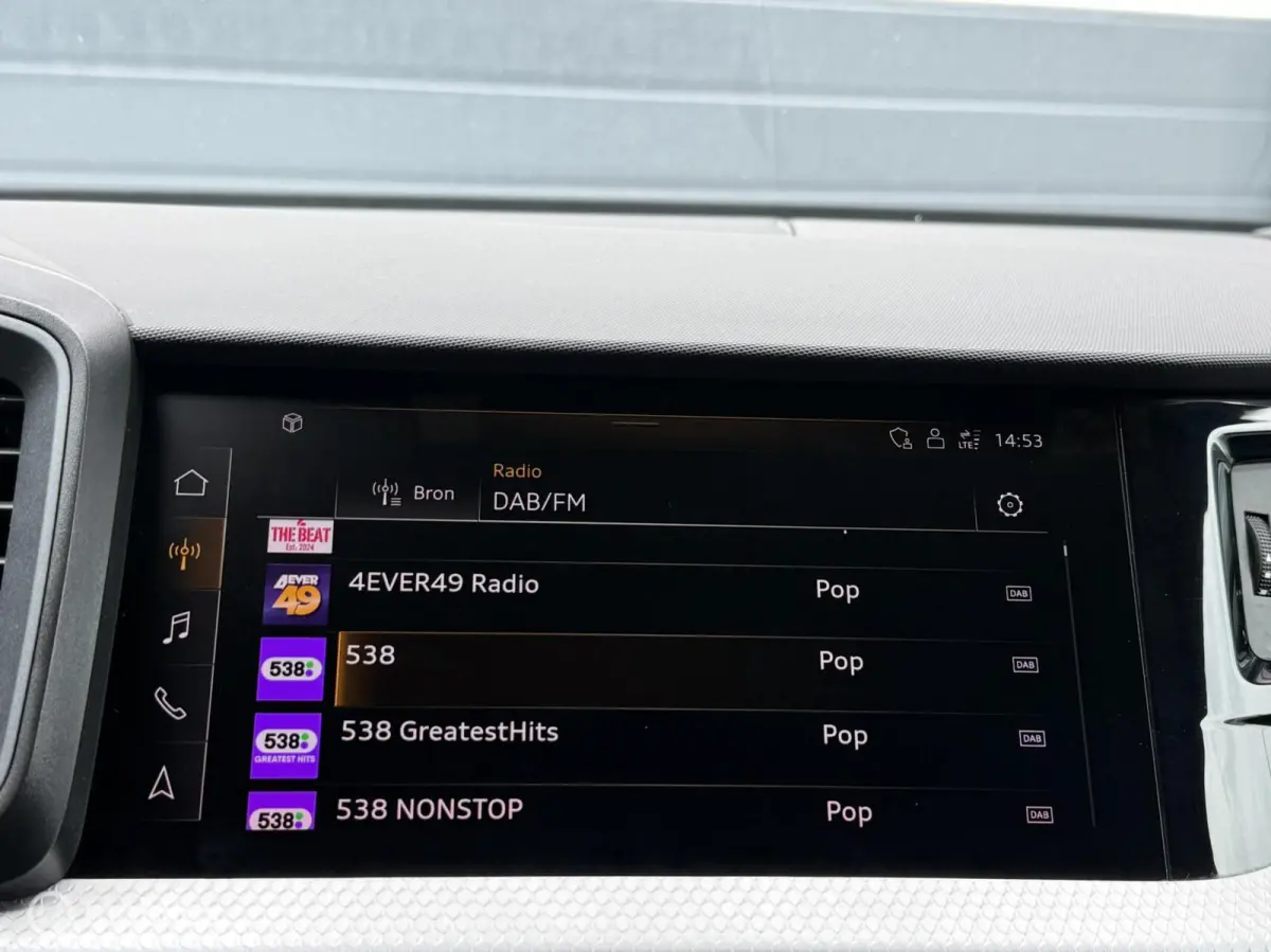 40 TFSI S-line 200 Pk Carplay Virtual Sonos Alcantara Cruise LED Stoelverwarming