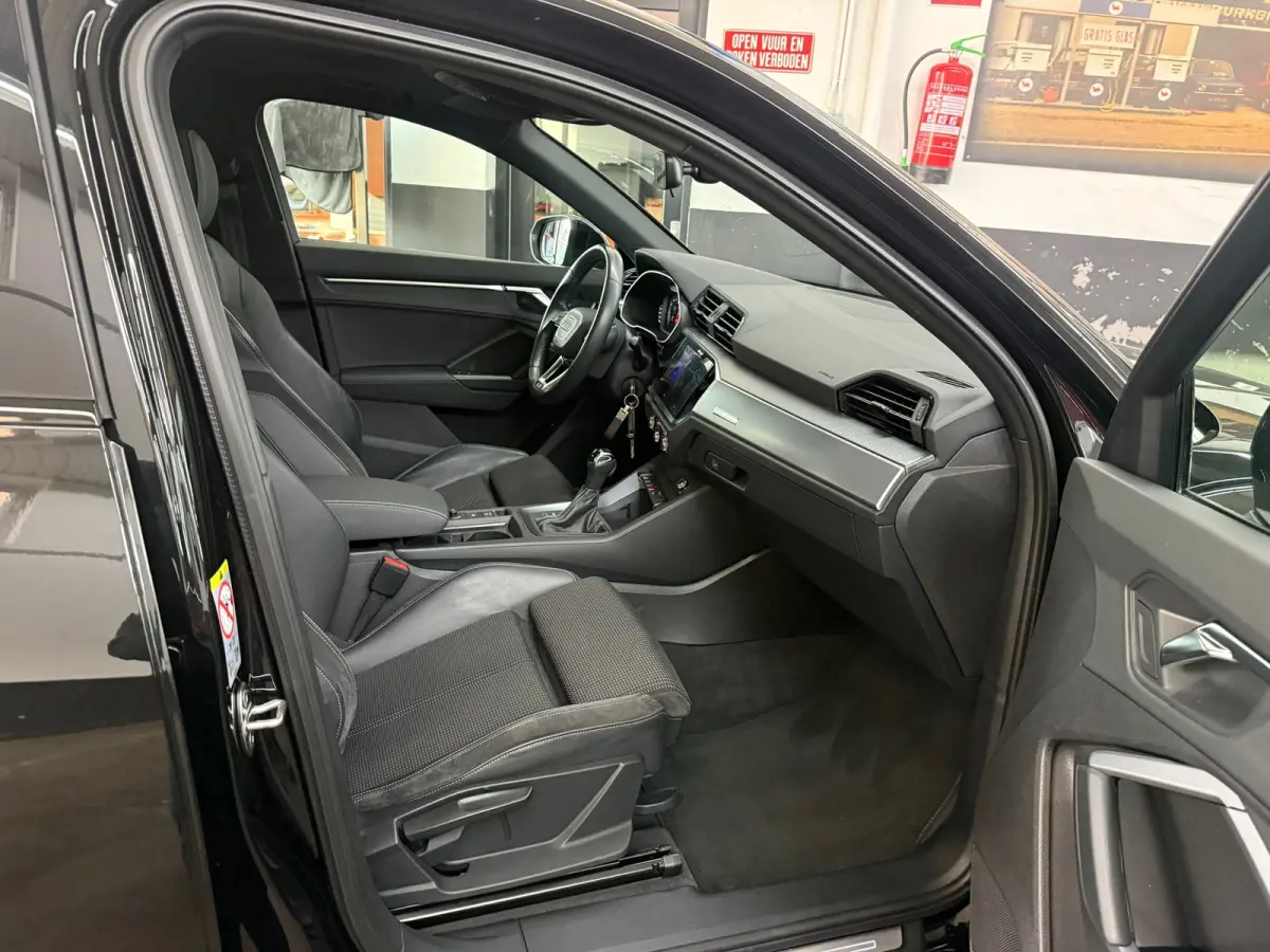 35 TFSI S Edition, Panoramadak,Stoelverwarming,Apple Carplay/Android,Navigatie, S-Line