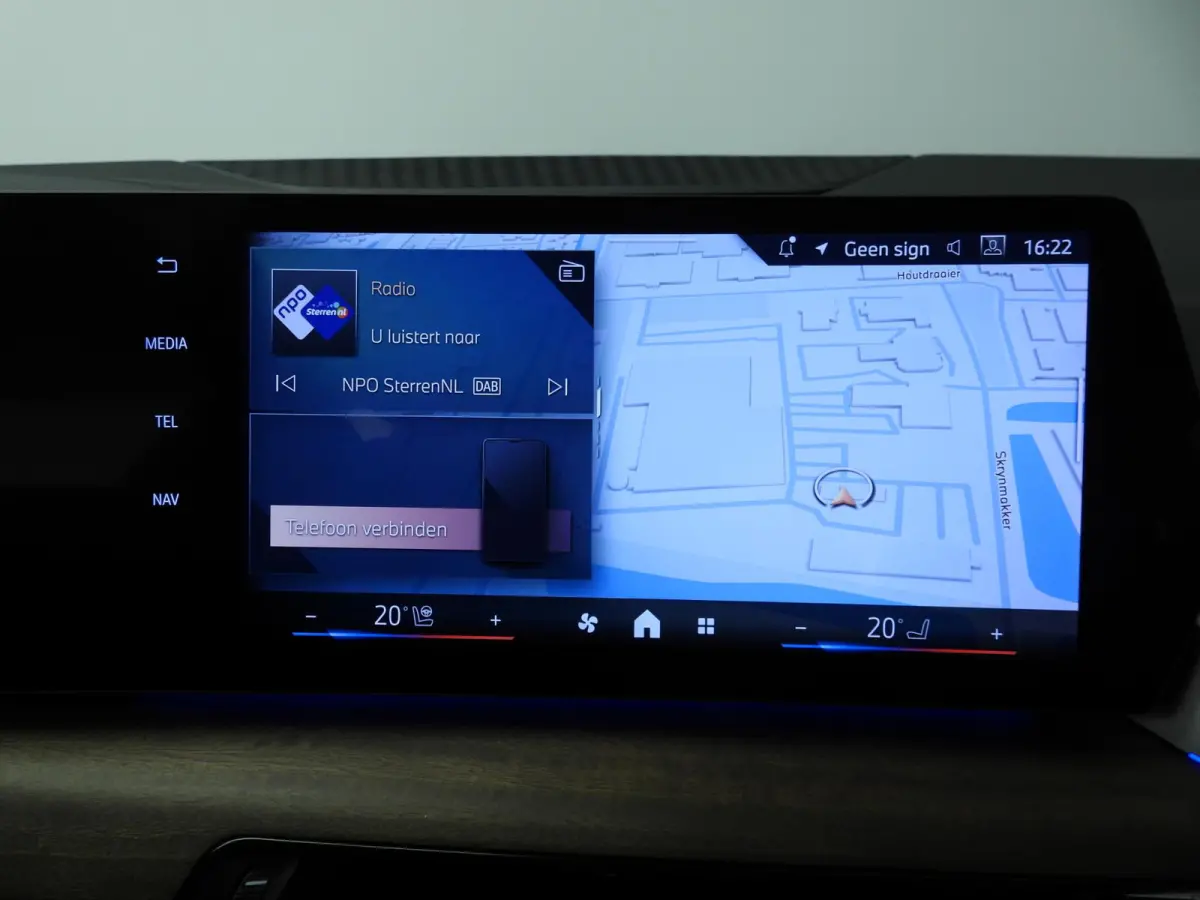 218i | M-Sportpakket  | LED | Navigatie | Panoramadak | Stoelverwarming | Keyles go | DAB | Alu 19 inch