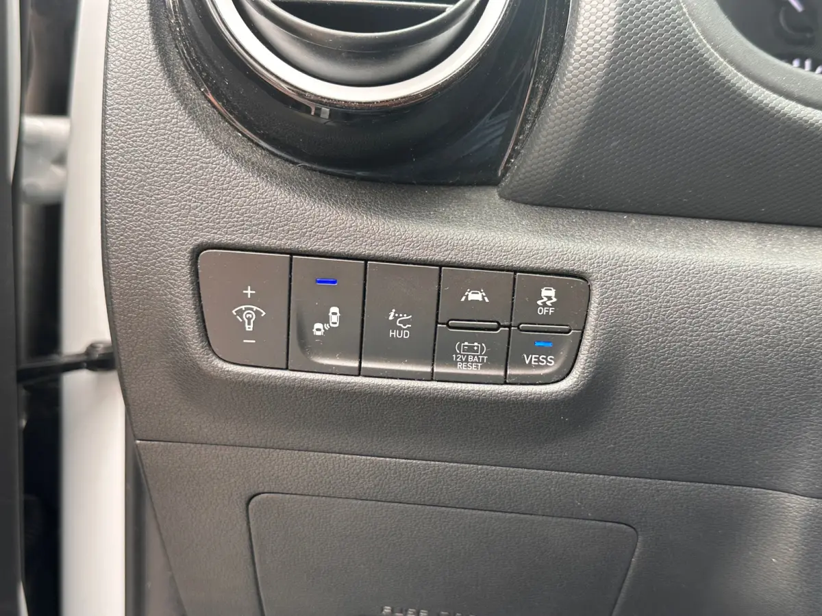 1.6 GDI HEV Premium 1E EIG DEALEROND ORG NL|HEADSUP|LEER|MEMORY+STOELVRM|DODEHOEK|CAMERA|PARK.ASSIST|VRITUALCOCKPIT