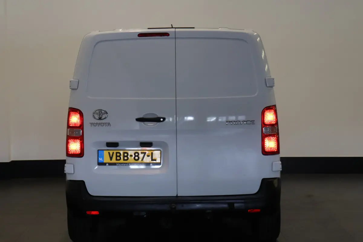 Compact 1.5 D-4D EURO 6 - Airco - Cruise - Trekhaak - €7.950, - MARGE
