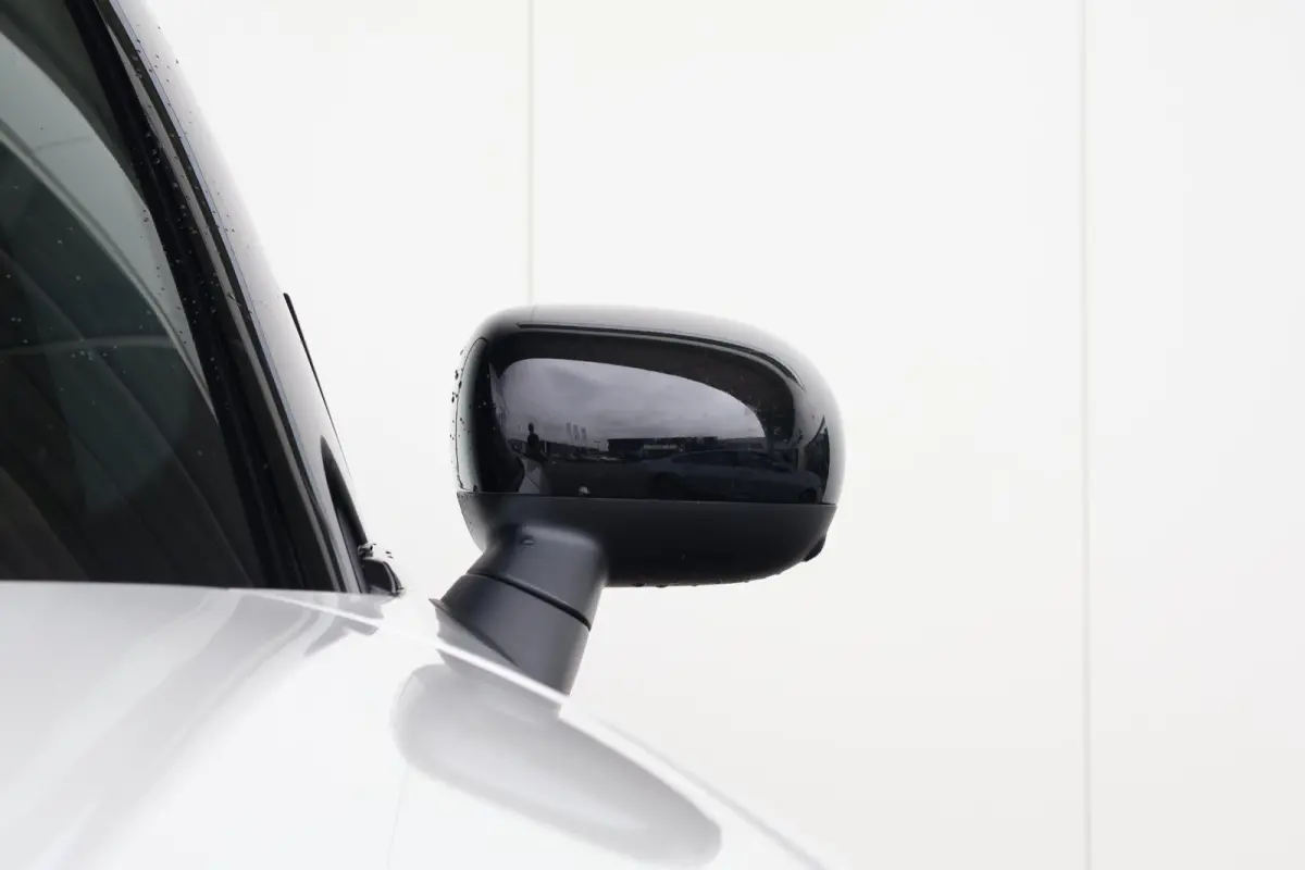 E John Cooper Works XL 66.5 kWh | SoH 100% | Comfort Access | Stuurwielrand verwarmd | Panoramadak | Harman-Kardon | Head-Up | Stoelverwarming | Trekhaak |