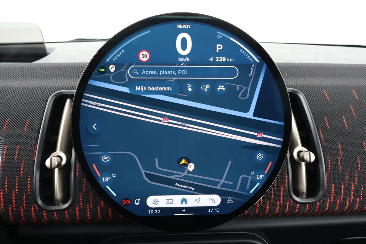 E John Cooper Works XL 66.5 kWh | SoH 100% | Comfort Access | Stuurwielrand verwarmd | Panoramadak | Harman-Kardon | Head-Up | Stoelverwarming | Trekhaak |