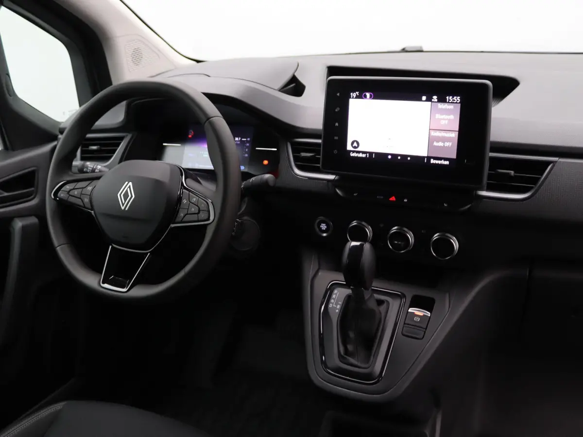 GB L2 E-Tech electric 120 pk advance | Navigatie | Parkeersensoren |