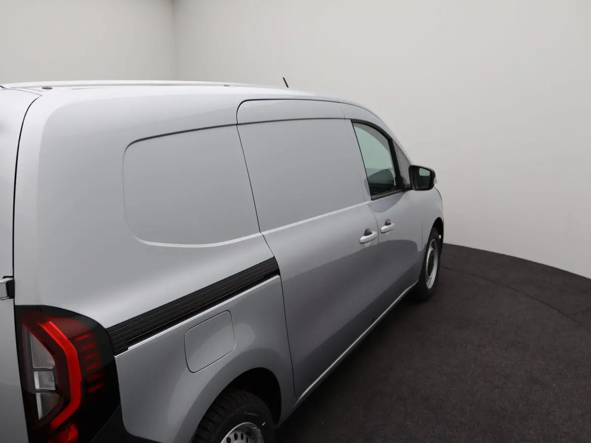 GB L2 E-Tech electric 120 pk advance | Navigatie | Parkeersensoren |