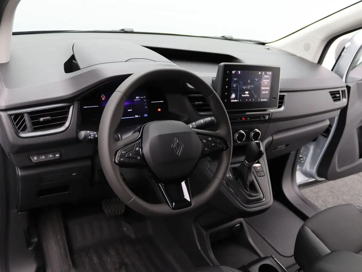 GB L2 E-Tech electric 120 pk advance | Navigatie | Parkeersensoren |