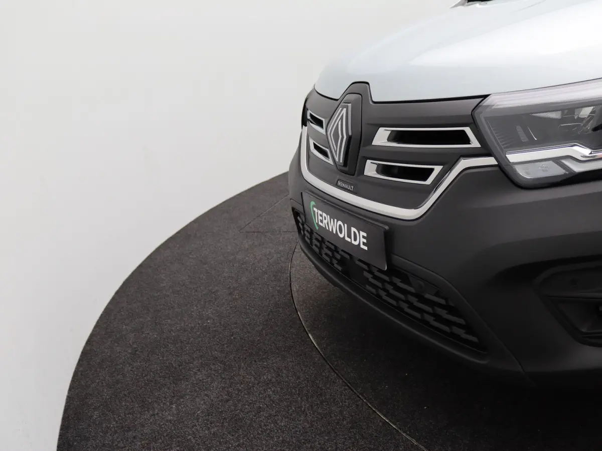 GB L2 E-Tech electric 120 pk advance | Navigatie | Parkeersensoren |