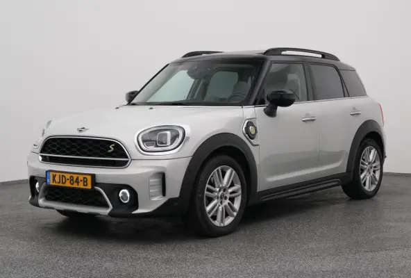 Mini 1.5 Cooper S E ALL4 | PANO | LEDER | CAMERA | KEYLESS | STOELVERWARMING
