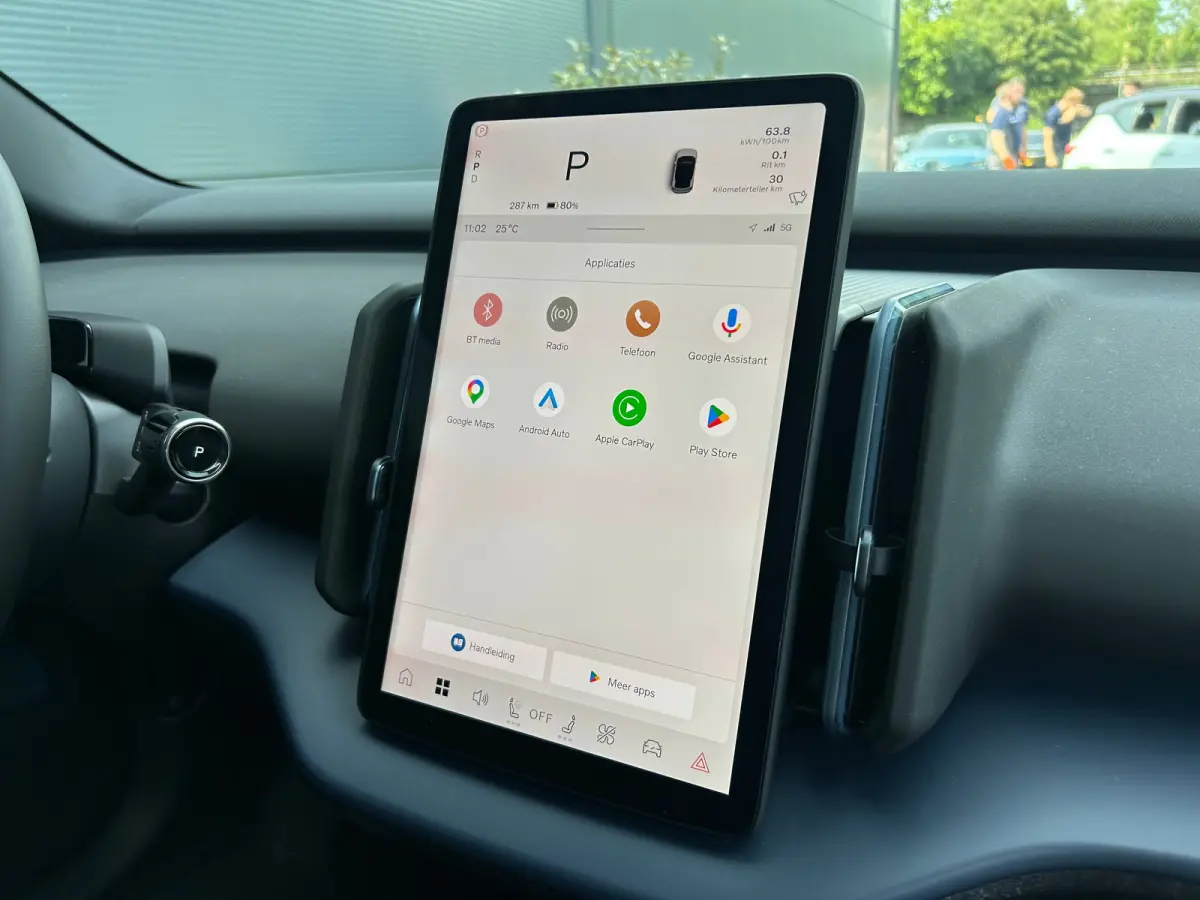Single Motor Extended Range Plus Europa 69 kWh | Apple Carplay/Android Auto|telefoonintegratie premium | Draadloze telefoonlader | Elektrisch bedienbare achterklep