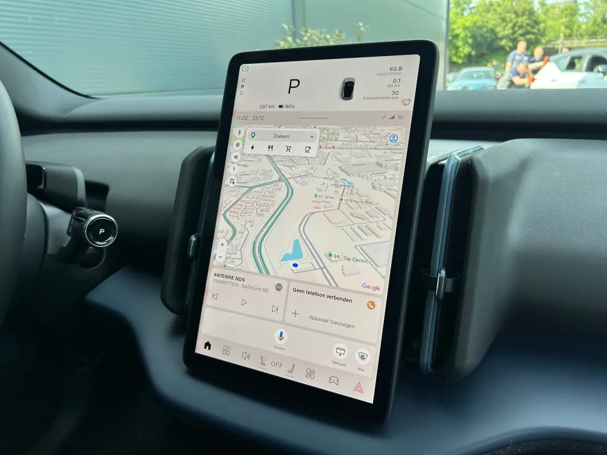 Single Motor Extended Range Plus Europa 69 kWh | Apple Carplay/Android Auto|telefoonintegratie premium | Draadloze telefoonlader | Elektrisch bedienbare achterklep