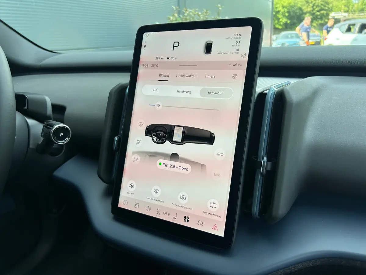 Single Motor Extended Range Plus Europa 69 kWh | Apple Carplay/Android Auto|telefoonintegratie premium | Draadloze telefoonlader | Elektrisch bedienbare achterklep