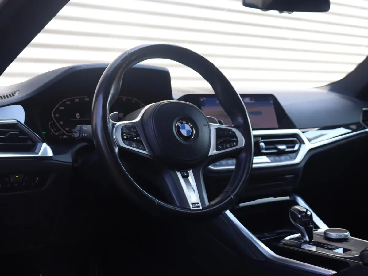 430i | High Executive | M Sportpakket | Panodak | Head-Up | Driving Assistant Prof. | Harman Kardon | M Sportstoelen | Laserlight | Comfort Access | 20'' M Performance LMV