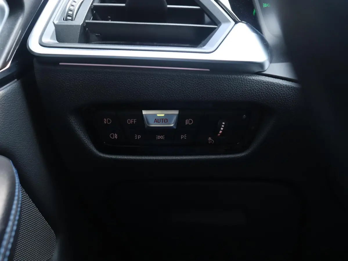 430i | High Executive | M Sportpakket | Panodak | Head-Up | Driving Assistant Prof. | Harman Kardon | M Sportstoelen | Laserlight | Comfort Access | 20'' M Performance LMV