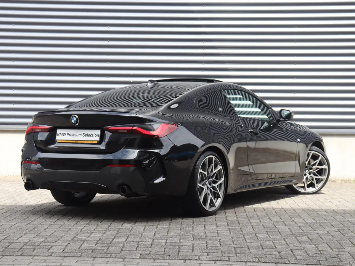430i | High Executive | M Sportpakket | Panodak | Head-Up | Driving Assistant Prof. | Harman Kardon | M Sportstoelen | Laserlight | Comfort Access | 20'' M Performance LMV