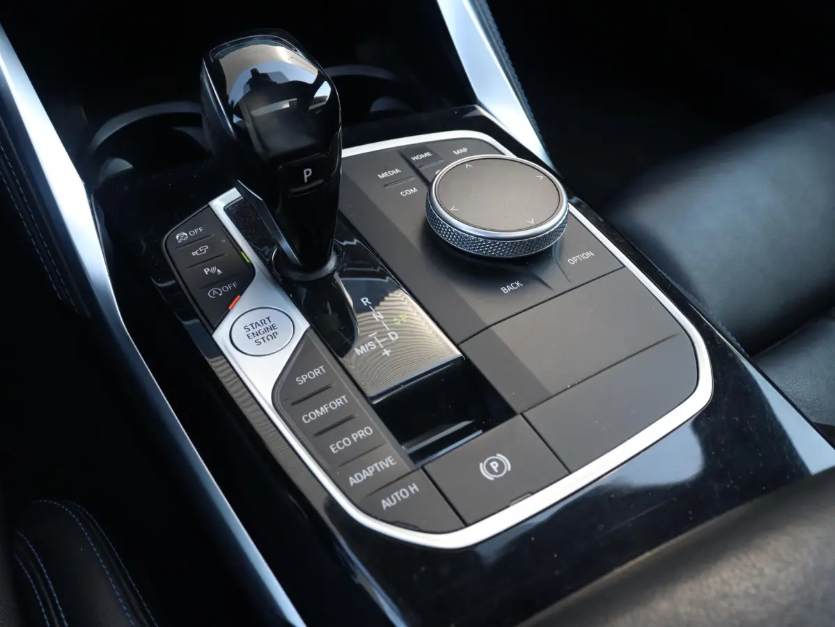 430i | High Executive | M Sportpakket | Panodak | Head-Up | Driving Assistant Prof. | Harman Kardon | M Sportstoelen | Laserlight | Comfort Access | 20'' M Performance LMV