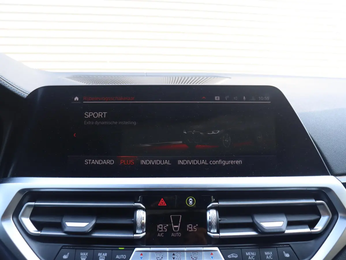 430i | High Executive | M Sportpakket | Panodak | Head-Up | Driving Assistant Prof. | Harman Kardon | M Sportstoelen | Laserlight | Comfort Access | 20'' M Performance LMV