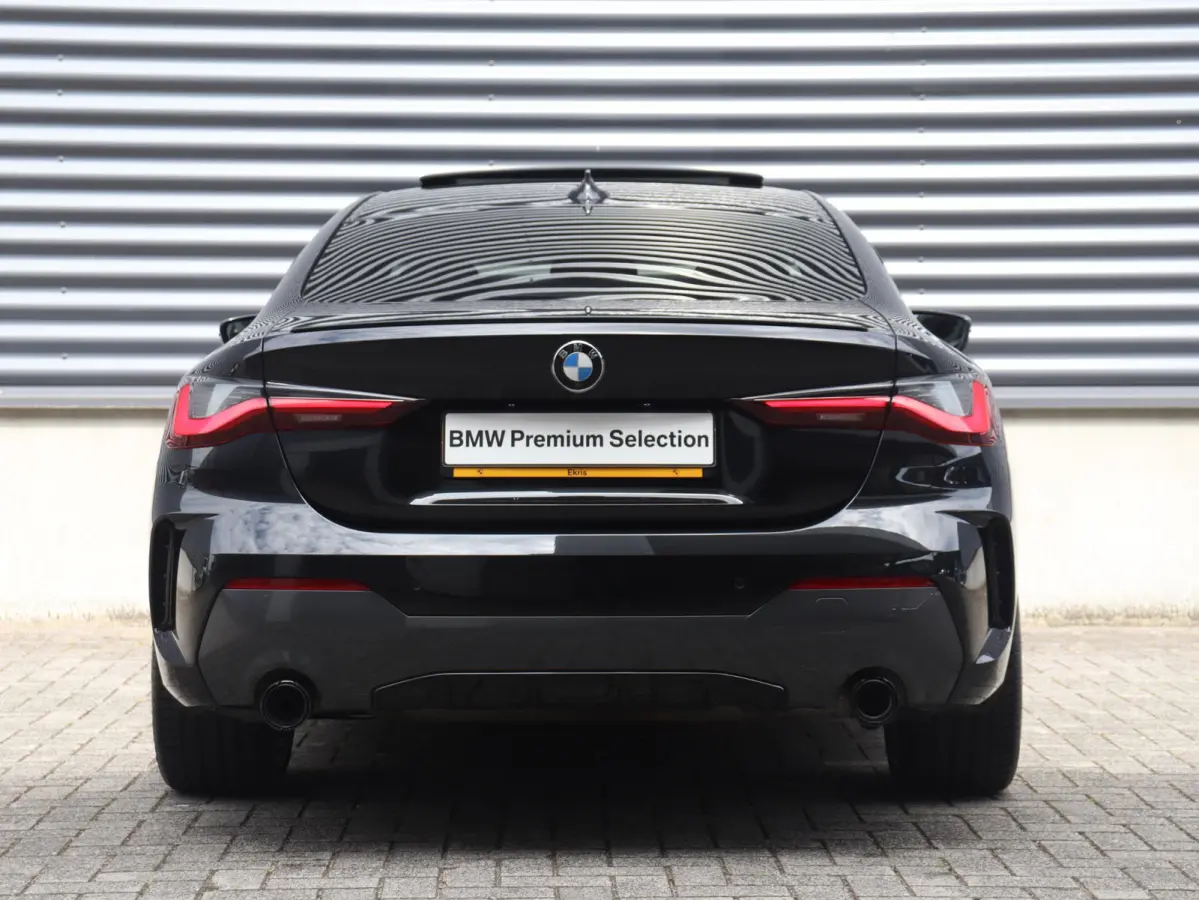 430i | High Executive | M Sportpakket | Panodak | Head-Up | Driving Assistant Prof. | Harman Kardon | M Sportstoelen | Laserlight | Comfort Access | 20'' M Performance LMV