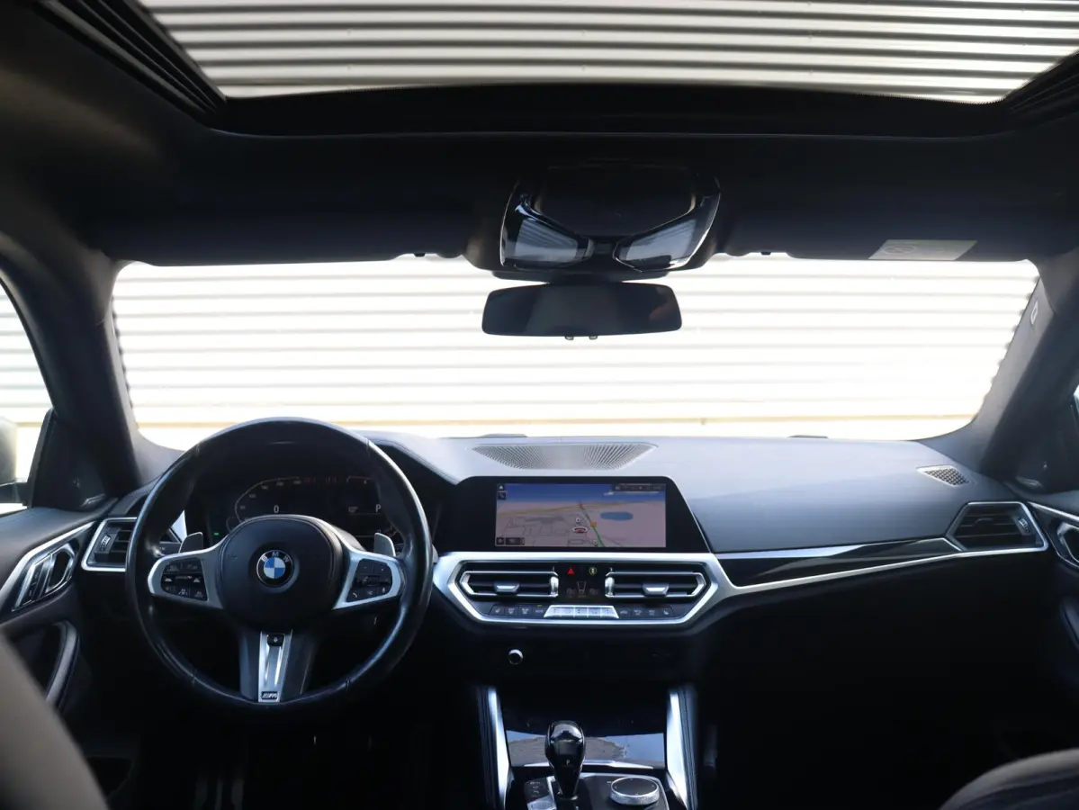 430i | High Executive | M Sportpakket | Panodak | Head-Up | Driving Assistant Prof. | Harman Kardon | M Sportstoelen | Laserlight | Comfort Access | 20'' M Performance LMV