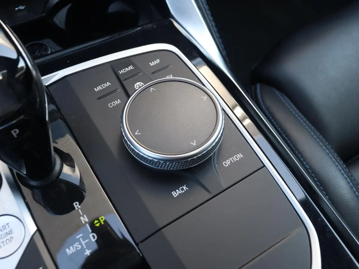 430i | High Executive | M Sportpakket | Panodak | Head-Up | Driving Assistant Prof. | Harman Kardon | M Sportstoelen | Laserlight | Comfort Access | 20'' M Performance LMV