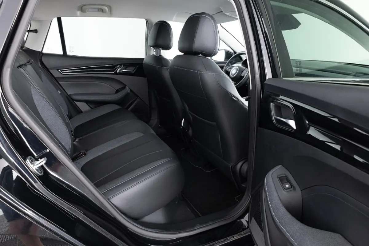 MG5 Standard Range Luxury 50kWh EV | LEDER | NAVI | FULL LED | SOH: 89,7% |