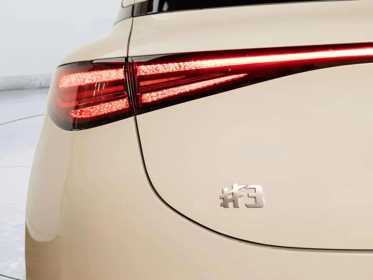 Premium 66 kWh