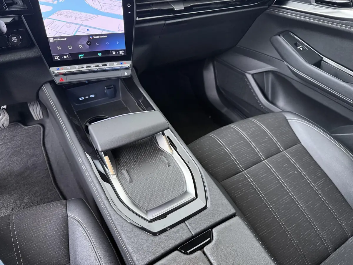 techno E-Tech full hybrid 200 | SoH 94% | Parkeercamera | Google Navigatie |