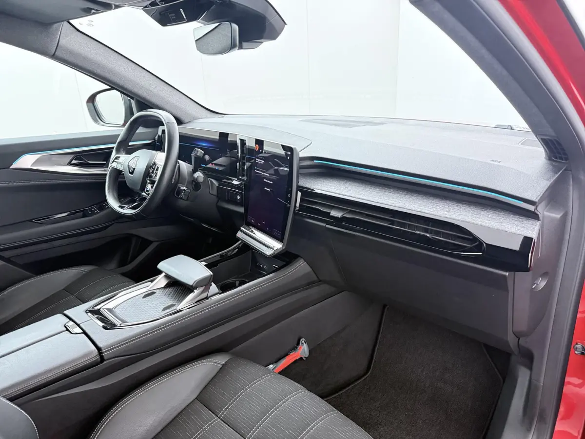 techno E-Tech full hybrid 200 | SoH 94% | Parkeercamera | Google Navigatie |