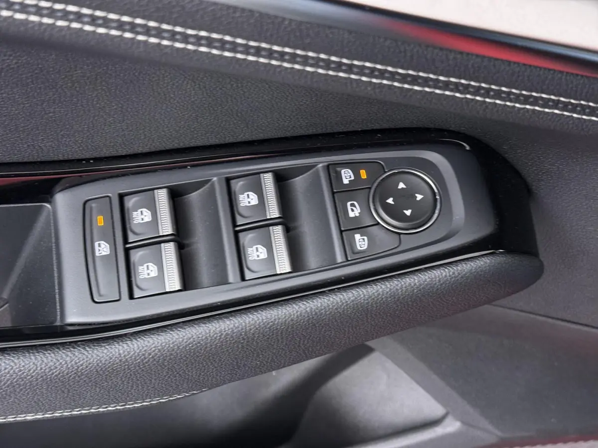 techno E-Tech full hybrid 200 | SoH 94% | Parkeercamera | Google Navigatie |