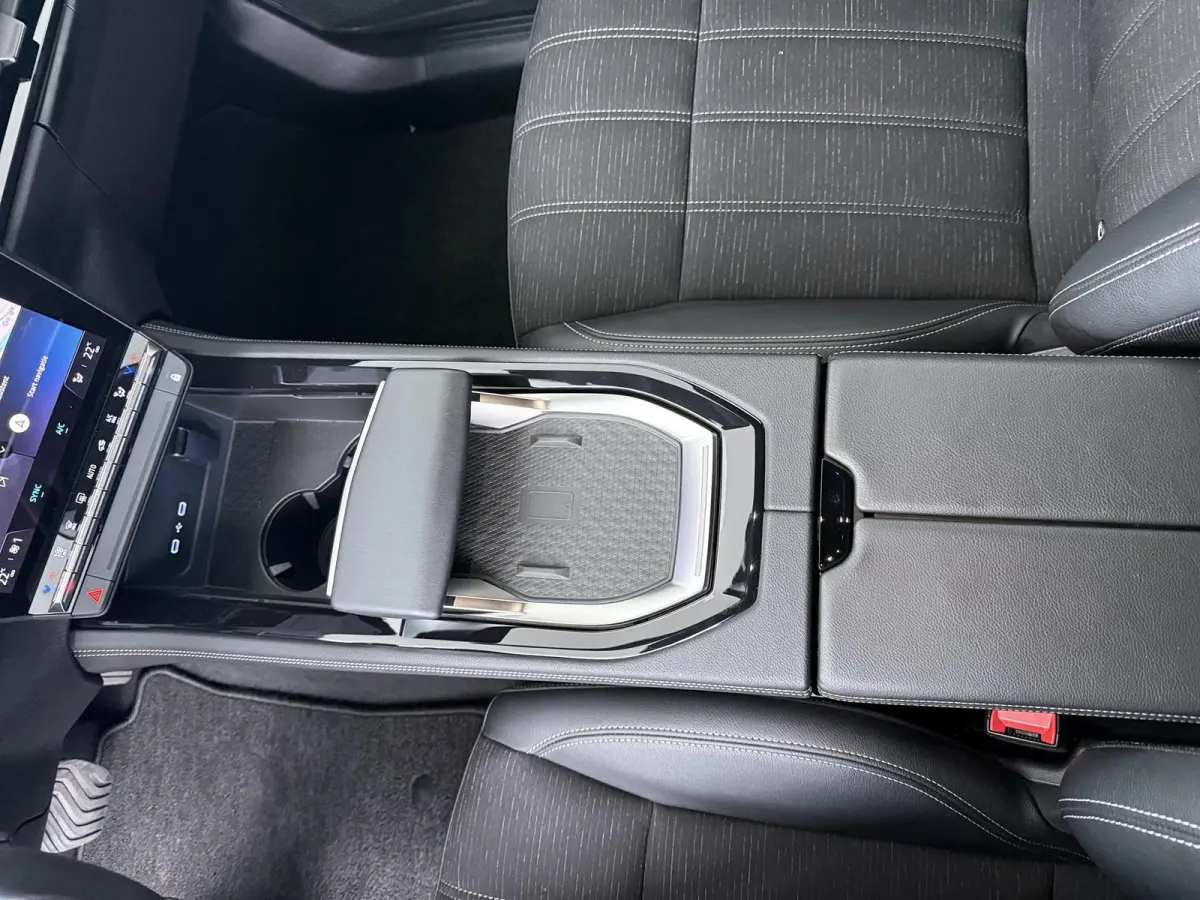 techno E-Tech full hybrid 200 | SoH 94% | Parkeercamera | Google Navigatie |