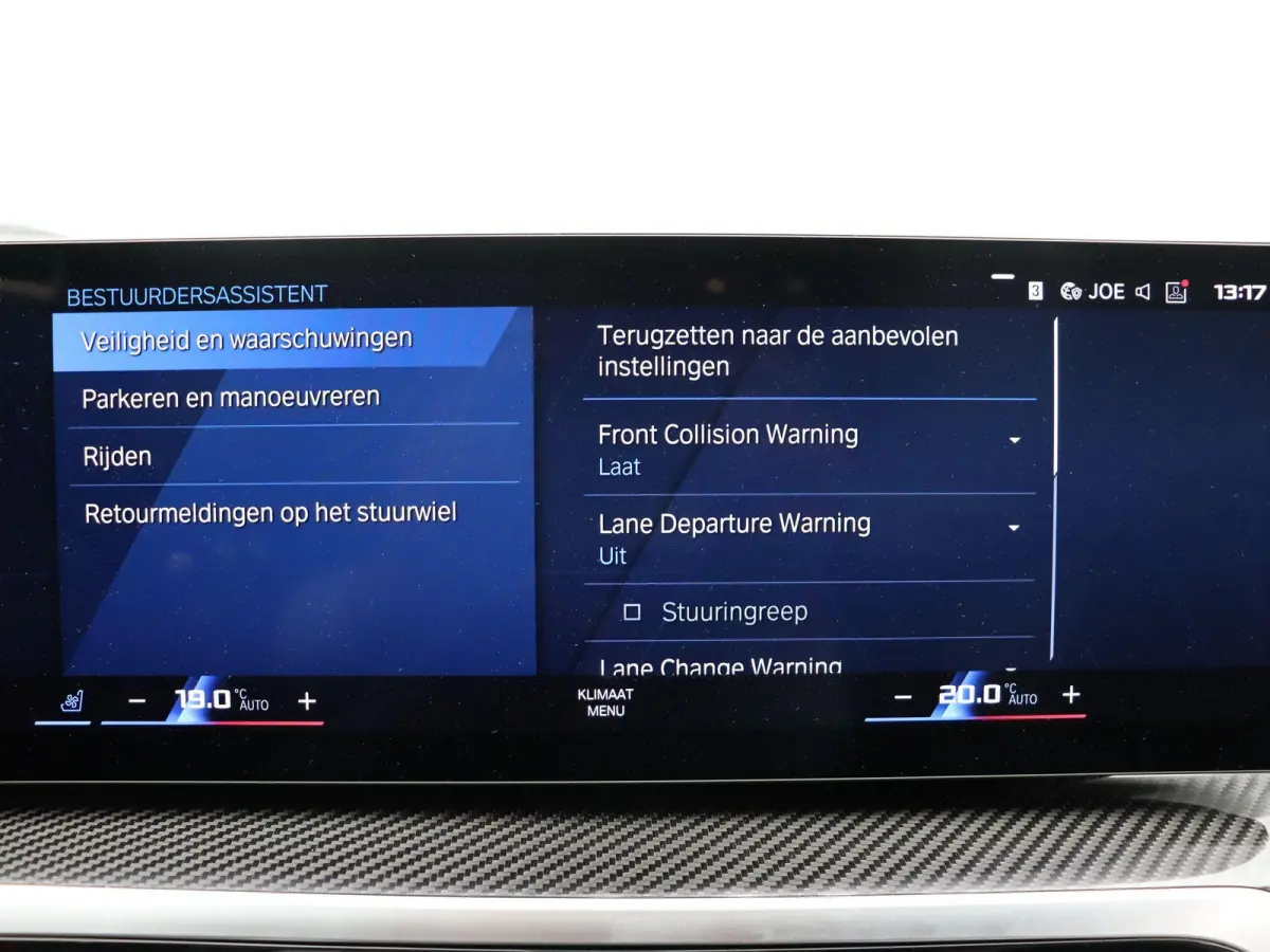 M3 xDrive Competition Innovation Pack | Stuurwielrand Verwarmd | Elektrisch Verstelbare Stoelen | Driving Assistant Professional | Harman Kardon | 19/20''