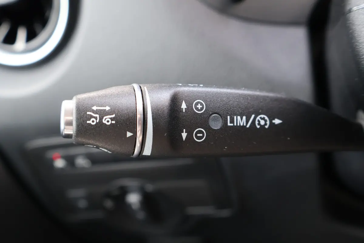 119 CDI Automaat Led Navigatie