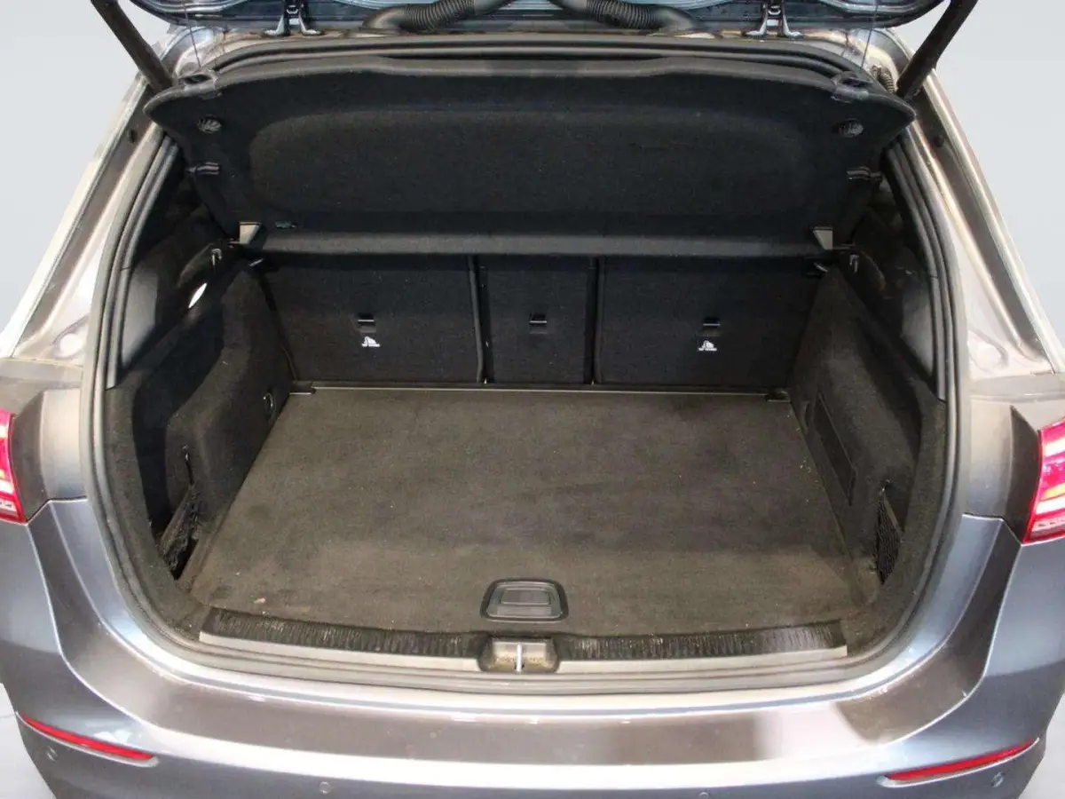 200 Business Solution AMG Panorama dak | Trekhaak | NL auto - compl.dealer onderh.