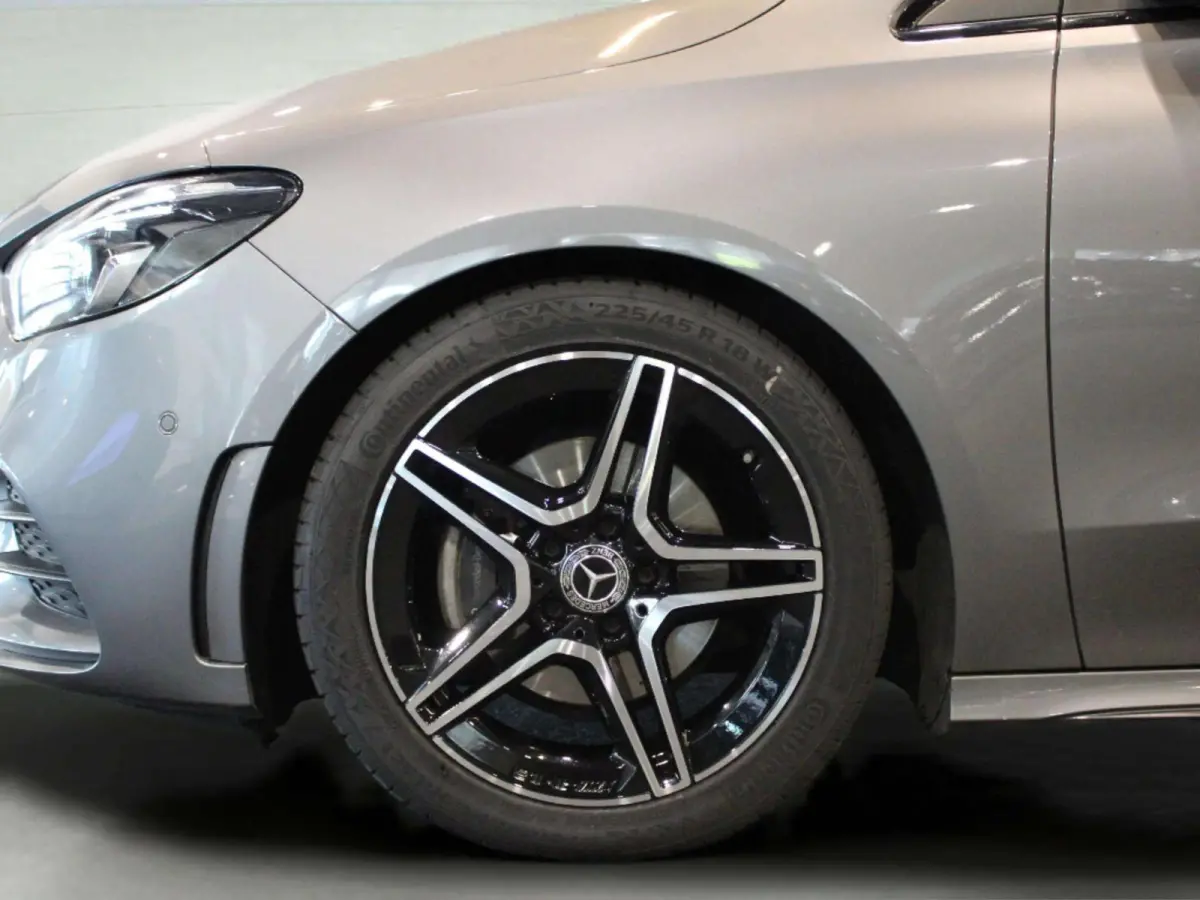 200 Business Solution AMG Panorama dak | Trekhaak | NL auto - compl.dealer onderh.
