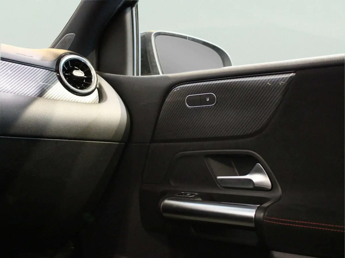 200 Business Solution AMG Panorama dak | Trekhaak | NL auto - compl.dealer onderh.