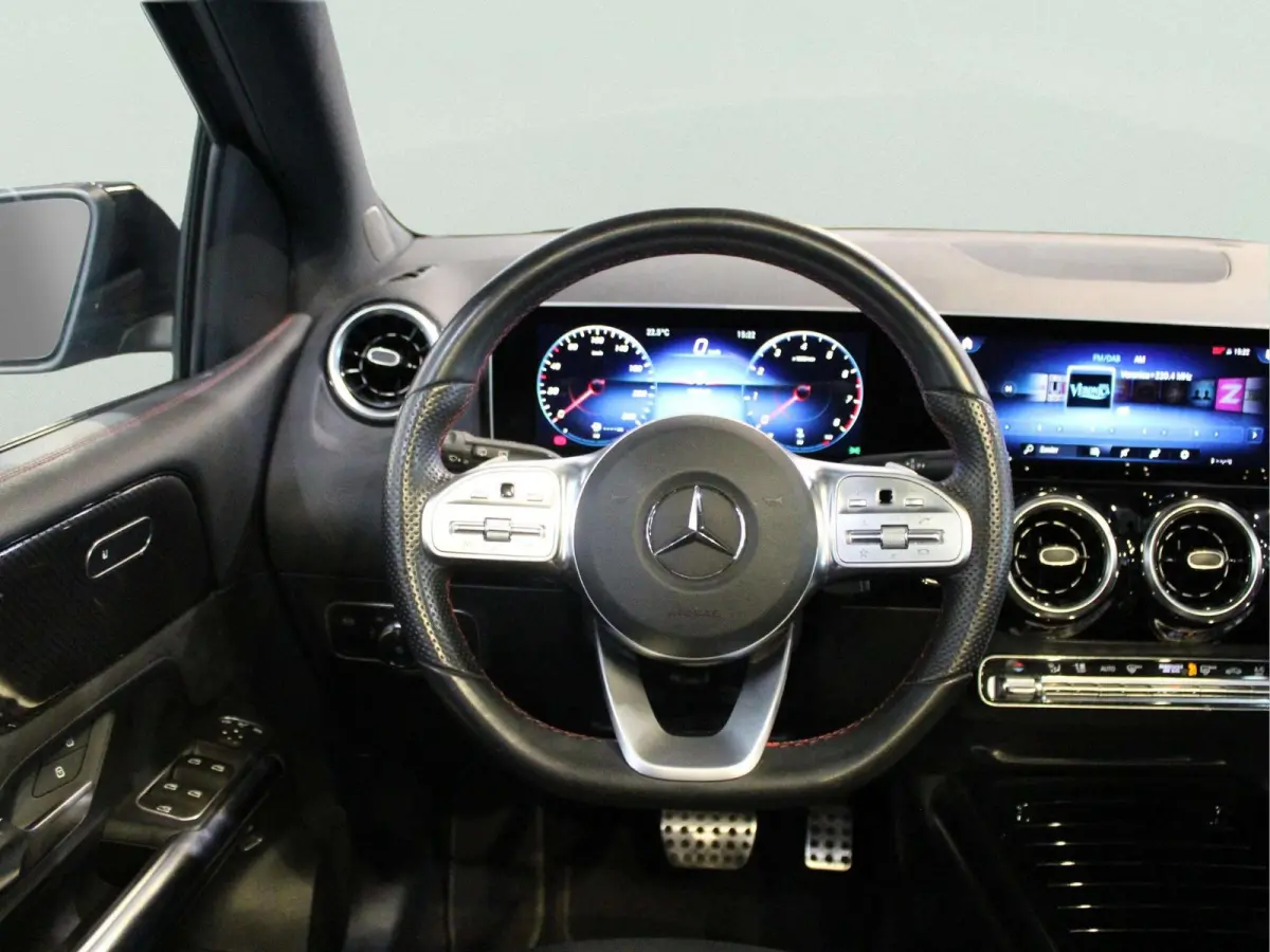 200 Business Solution AMG Panorama dak | Trekhaak | NL auto - compl.dealer onderh.