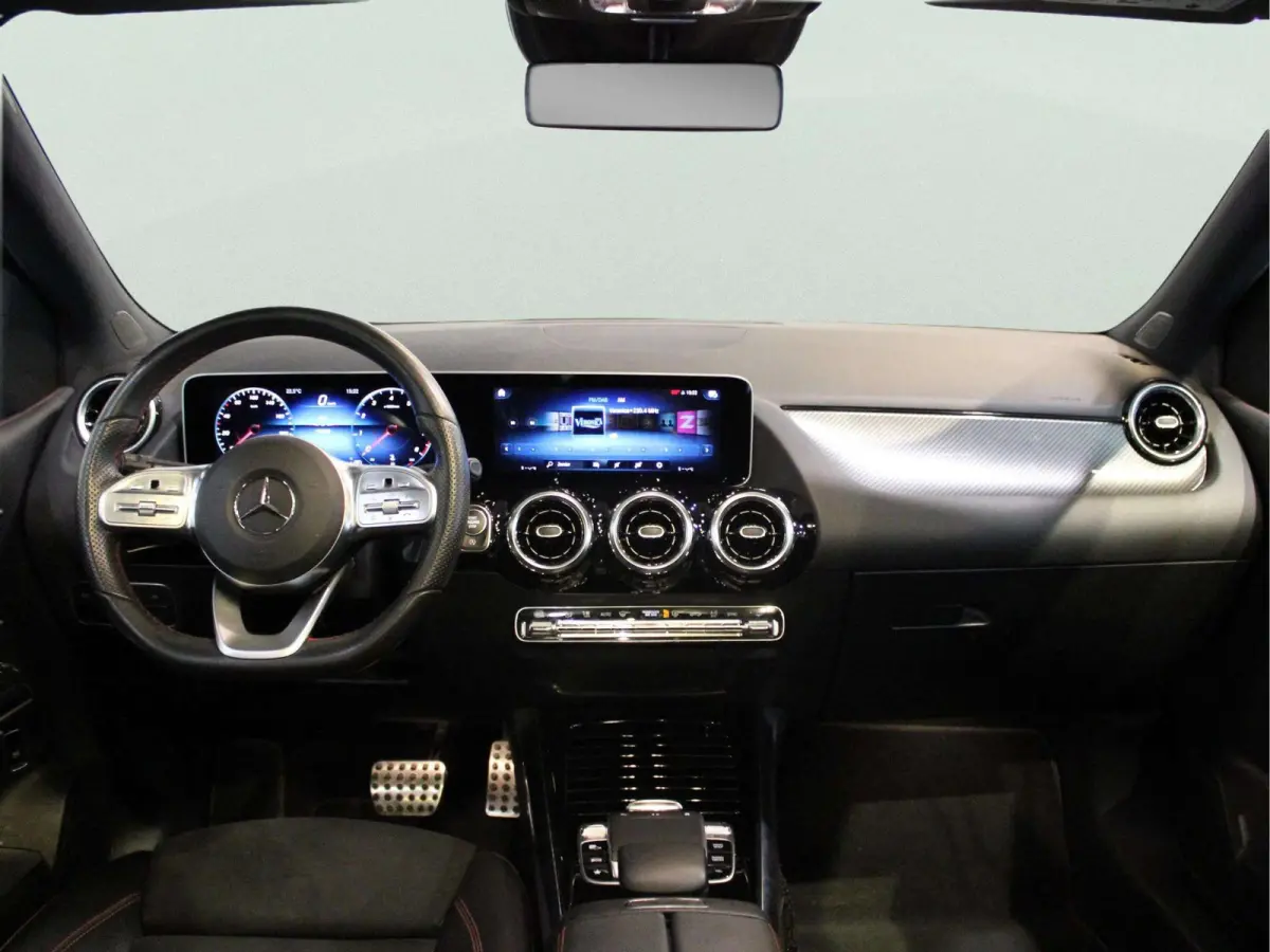 200 Business Solution AMG Panorama dak | Trekhaak | NL auto - compl.dealer onderh.