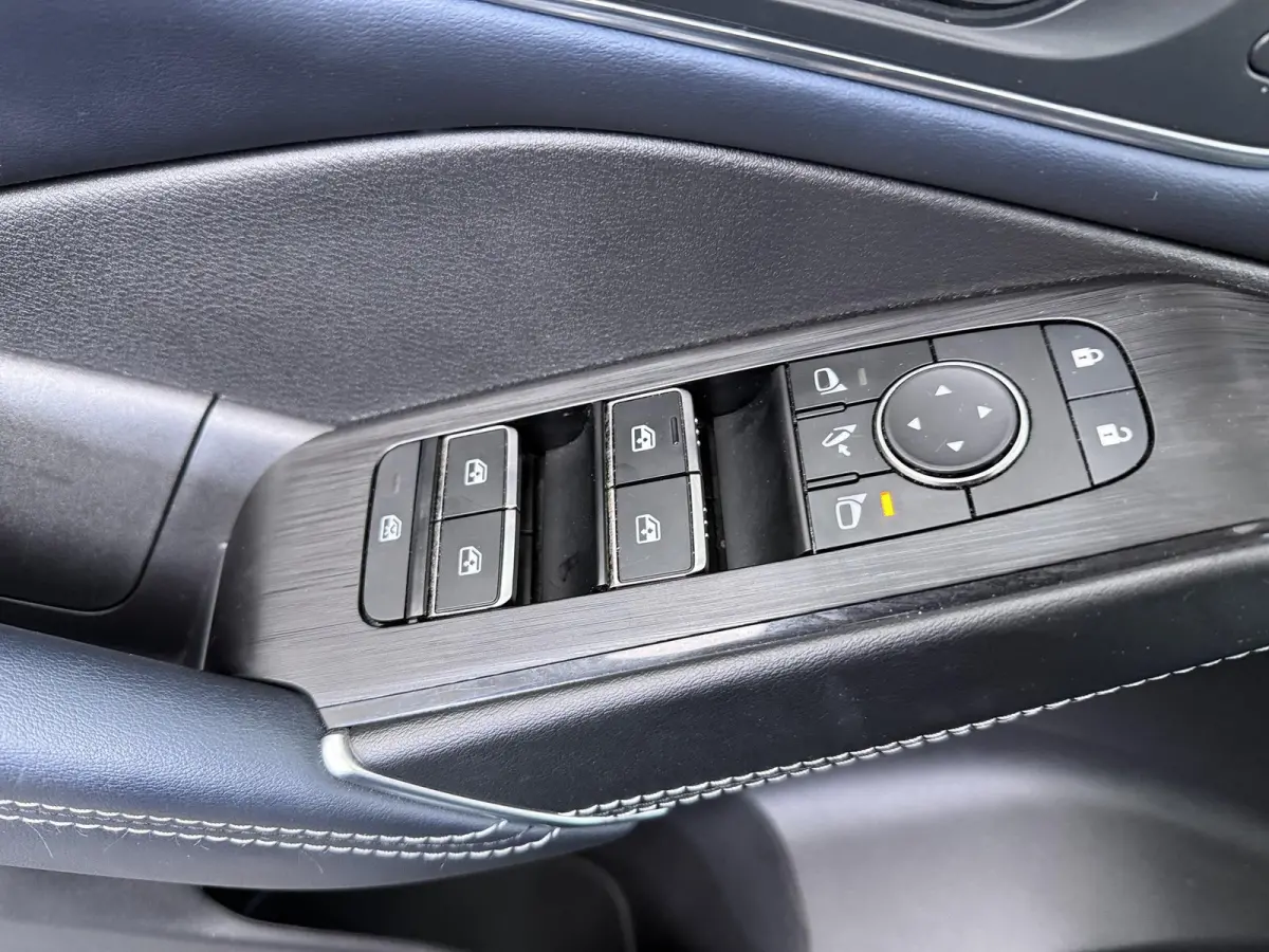 1.3 MHEV Xtronic Tekna Plus | AUTOMAAT | Trekhaak | Lederen Bekl. | BOSE Audio | Head-Up |