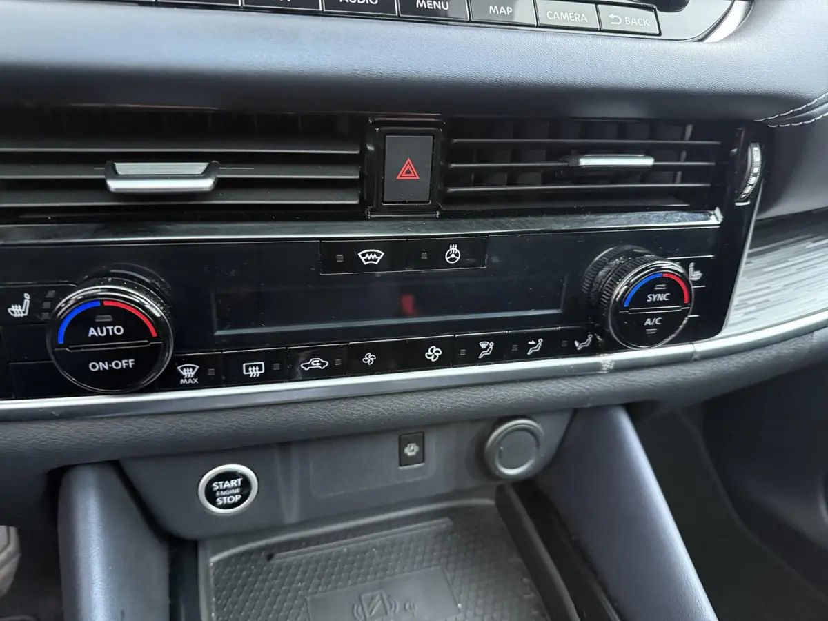 1.3 MHEV Xtronic Tekna Plus | AUTOMAAT | Trekhaak | Lederen Bekl. | BOSE Audio | Head-Up |