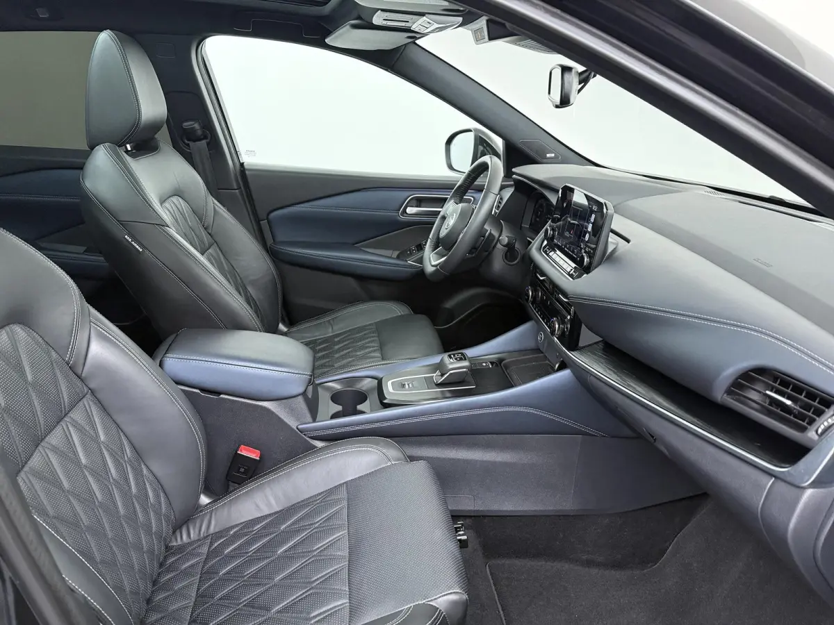 1.3 MHEV Xtronic Tekna Plus | AUTOMAAT | Trekhaak | Lederen Bekl. | BOSE Audio | Head-Up |