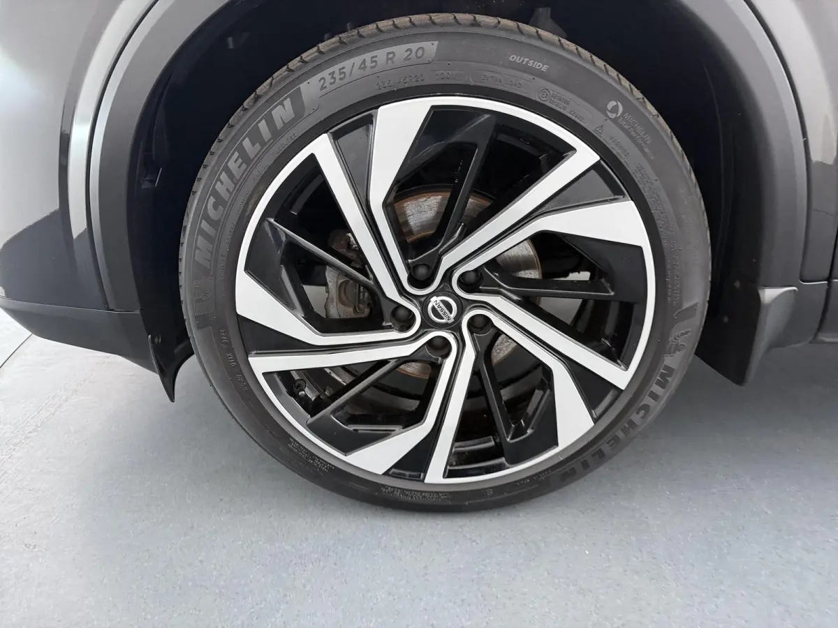 1.3 MHEV Xtronic Tekna Plus | AUTOMAAT | Trekhaak | Lederen Bekl. | BOSE Audio | Head-Up |