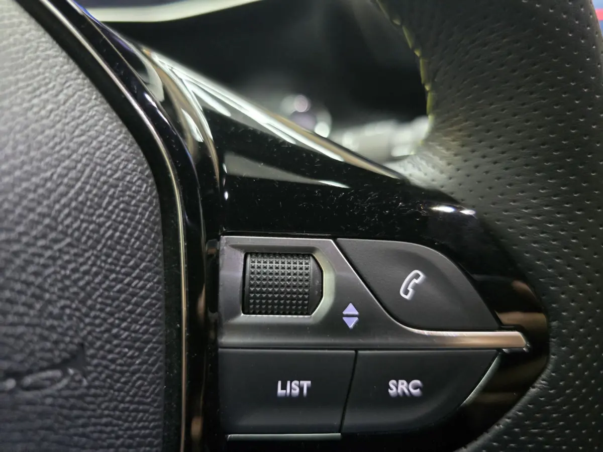 EV GT 54 kWh 360 navi carplay clima cruise 17"LM