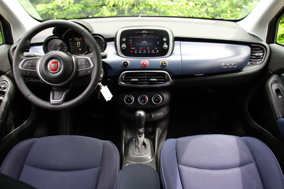 1.5 Hybrid Club | APPLE CARPLAY | CRUISE CONTROL | AIRCO | HALF LEDER | BLUETOOTH | NETTE STAAT!