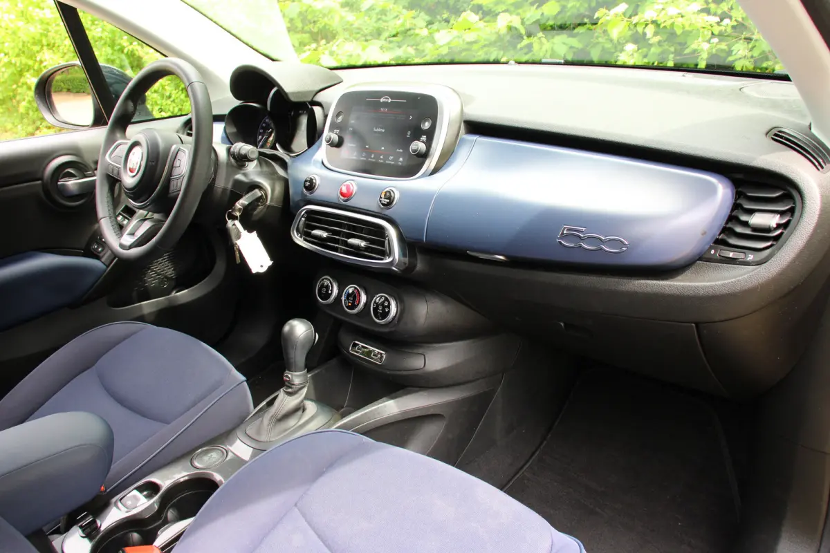 1.5 Hybrid Club | APPLE CARPLAY | CRUISE CONTROL | AIRCO | HALF LEDER | BLUETOOTH | NETTE STAAT!