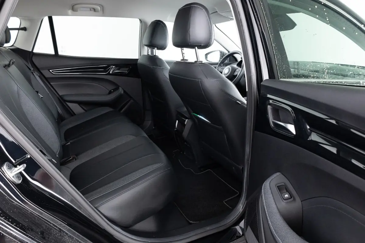 MG5 Standard Range Luxury 50kWh EV | LEDER | NAVI | FULL LED | SOH: 89,5% | !