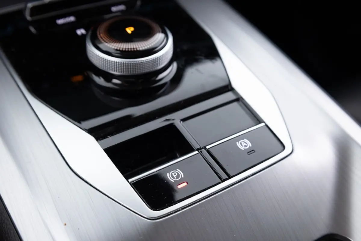 MG5 Standard Range Luxury 50kWh EV | LEDER | NAVI | FULL LED | SOH: 89,5% | !